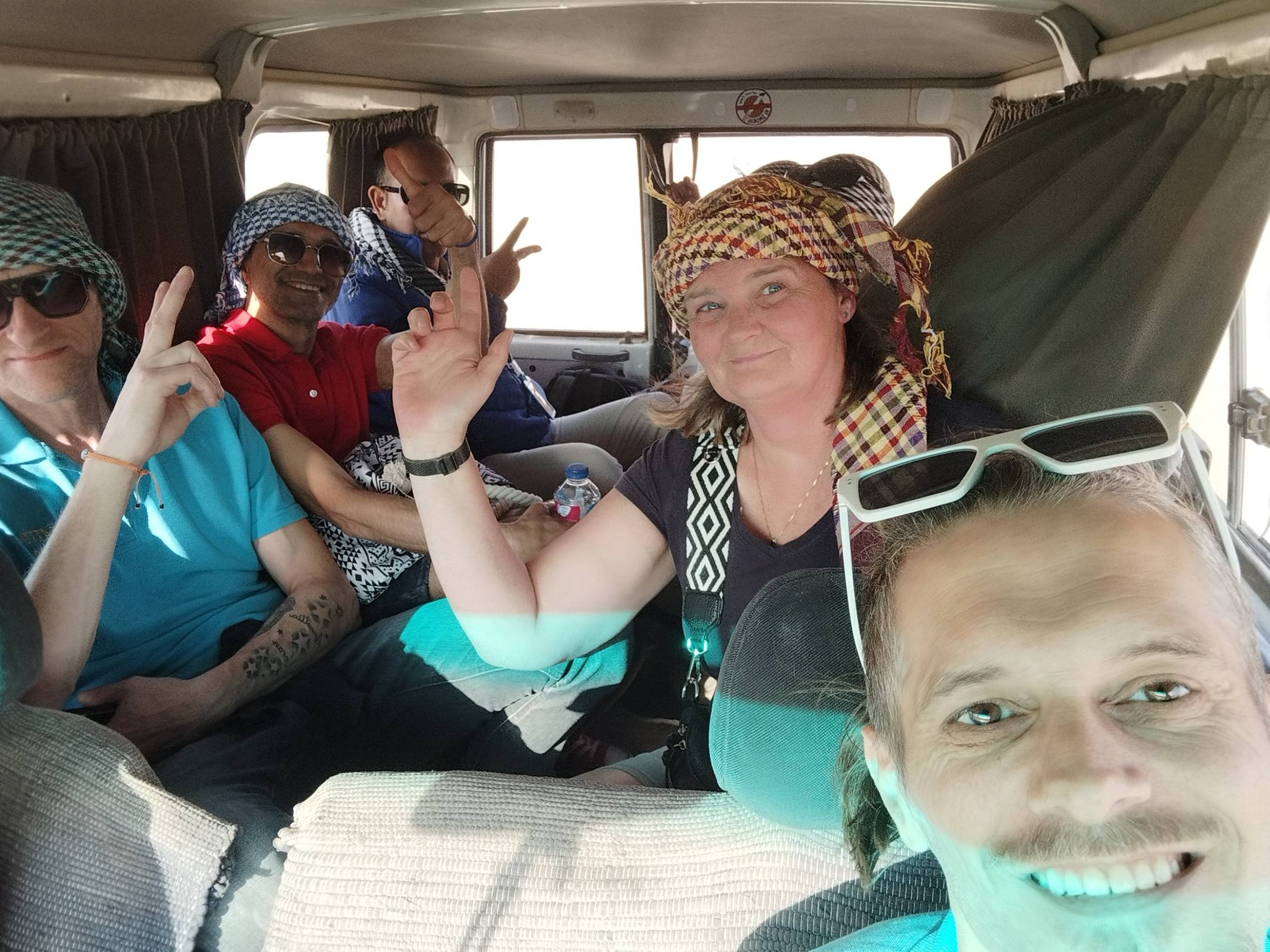 Trips Tours Travel - Foto 7